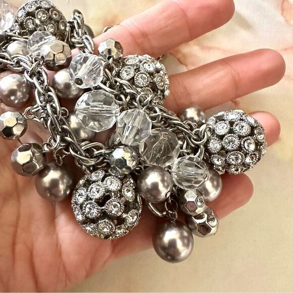 Silver tone beaded statement necklace - Picture 3 of 11